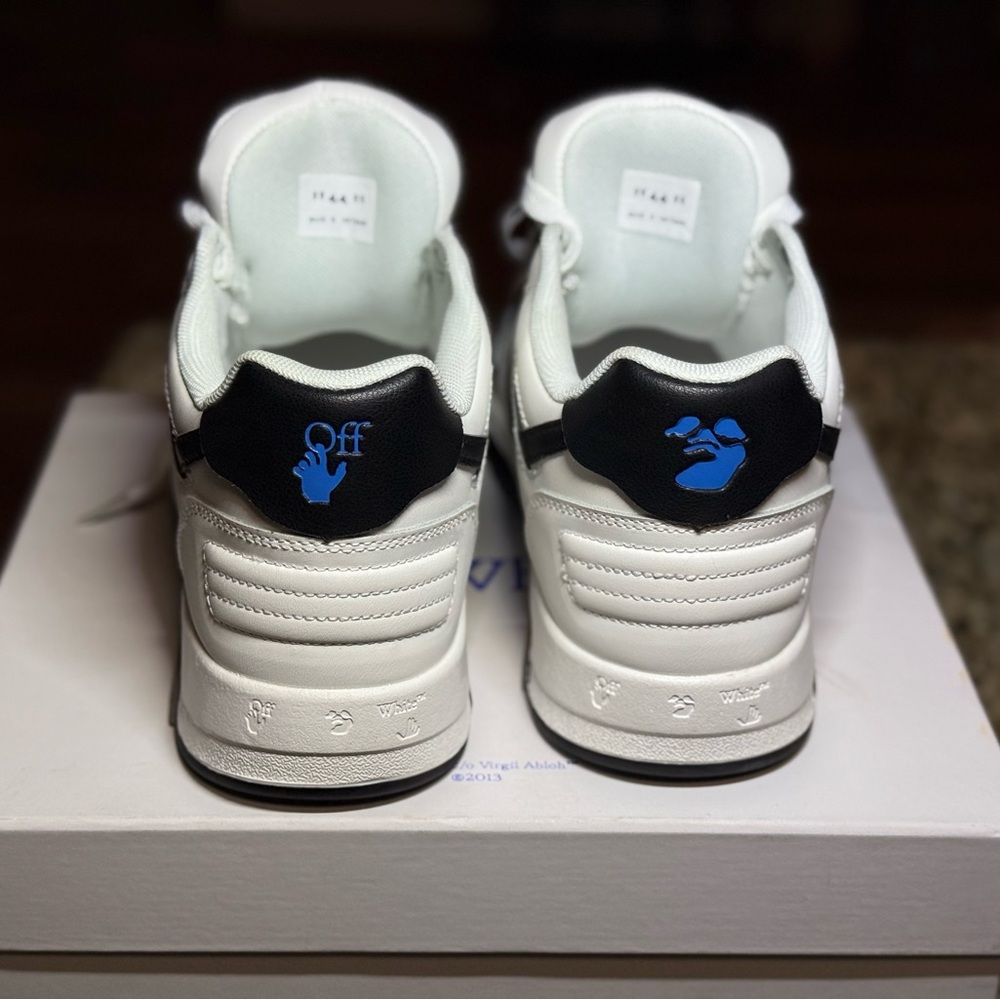 Off-White
Men's Out Of Office Bicolor Leather Sneakers - Picture 3 of 4